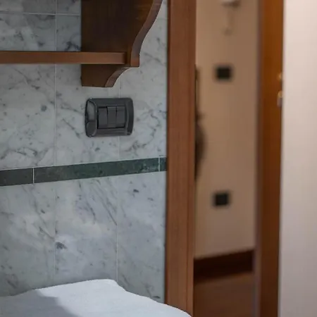 Napule...e Peschiera del Garda